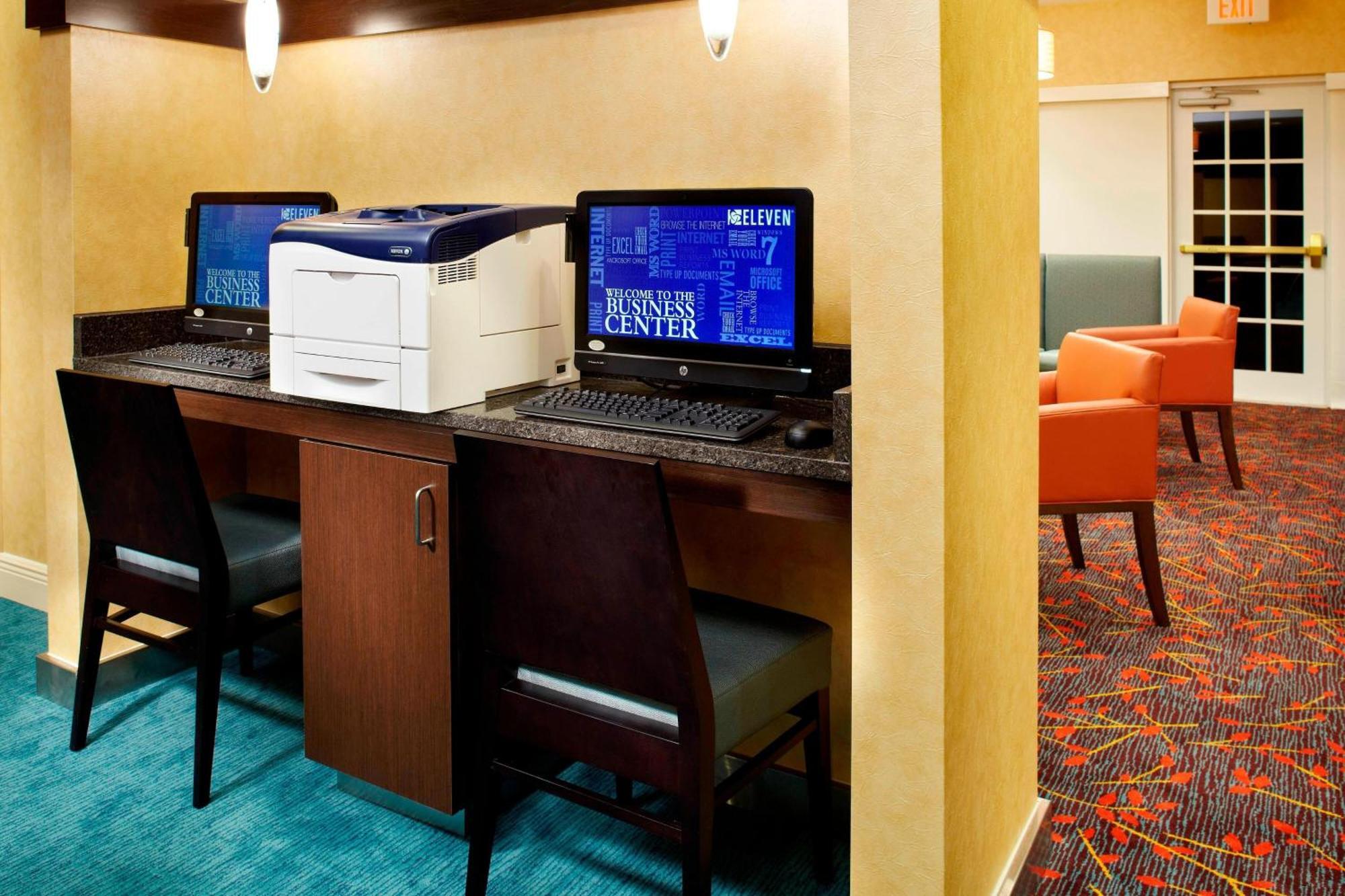 Residence Inn Tampa Олдсмар Екстериор снимка
